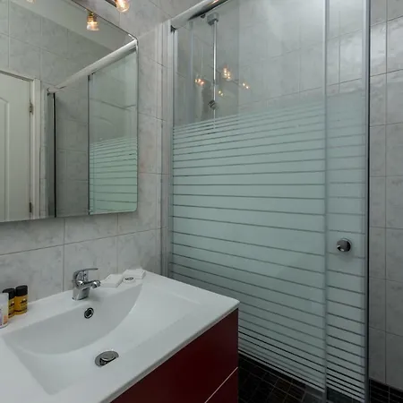 Mv83 New Marina * Rhodes City