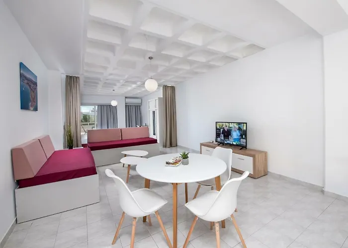 Apartament Mv83 New Marina Rhodes City